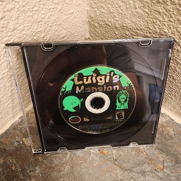 Game - Luigi's Mansion - Gamecube - Nintendo - Picture 2 of 3